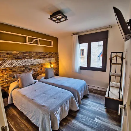 Valle De Ordesa-torla Torla