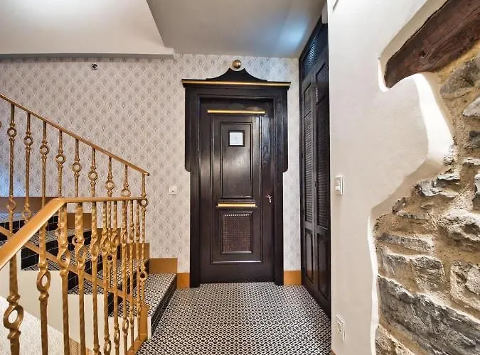 Valle De Ordesa-torla * Torla