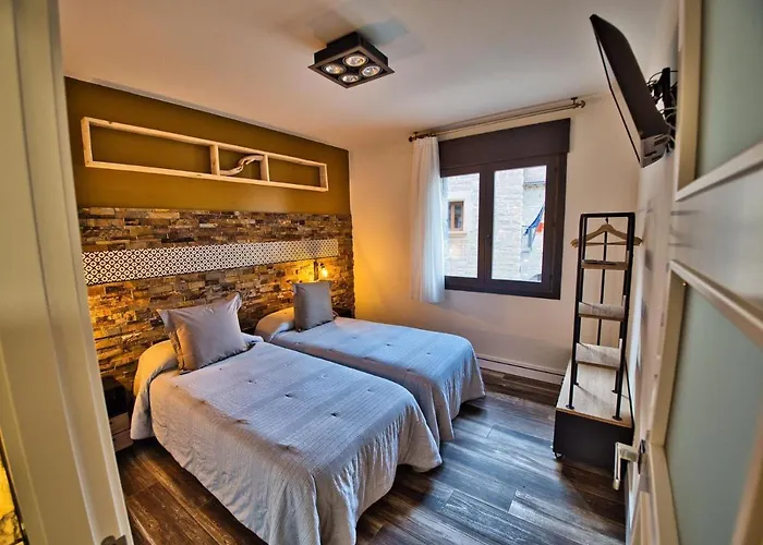 Valle De Ordesa-torla Torla